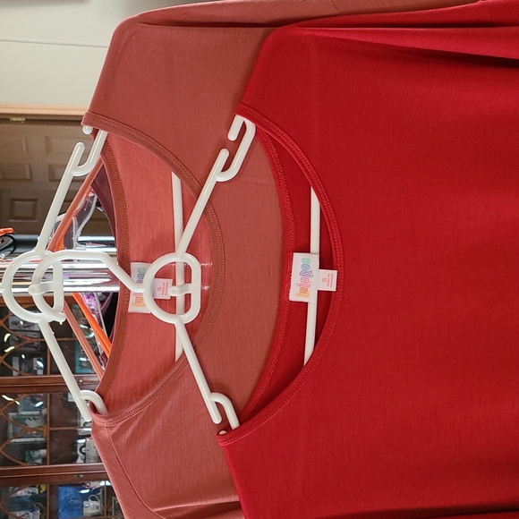 Lularoe Irma Tunic Bundle Donating 7/5 - Picture 1 of 4